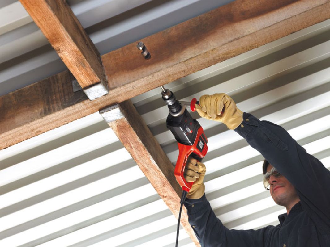 800 Watt Hammer Drill 