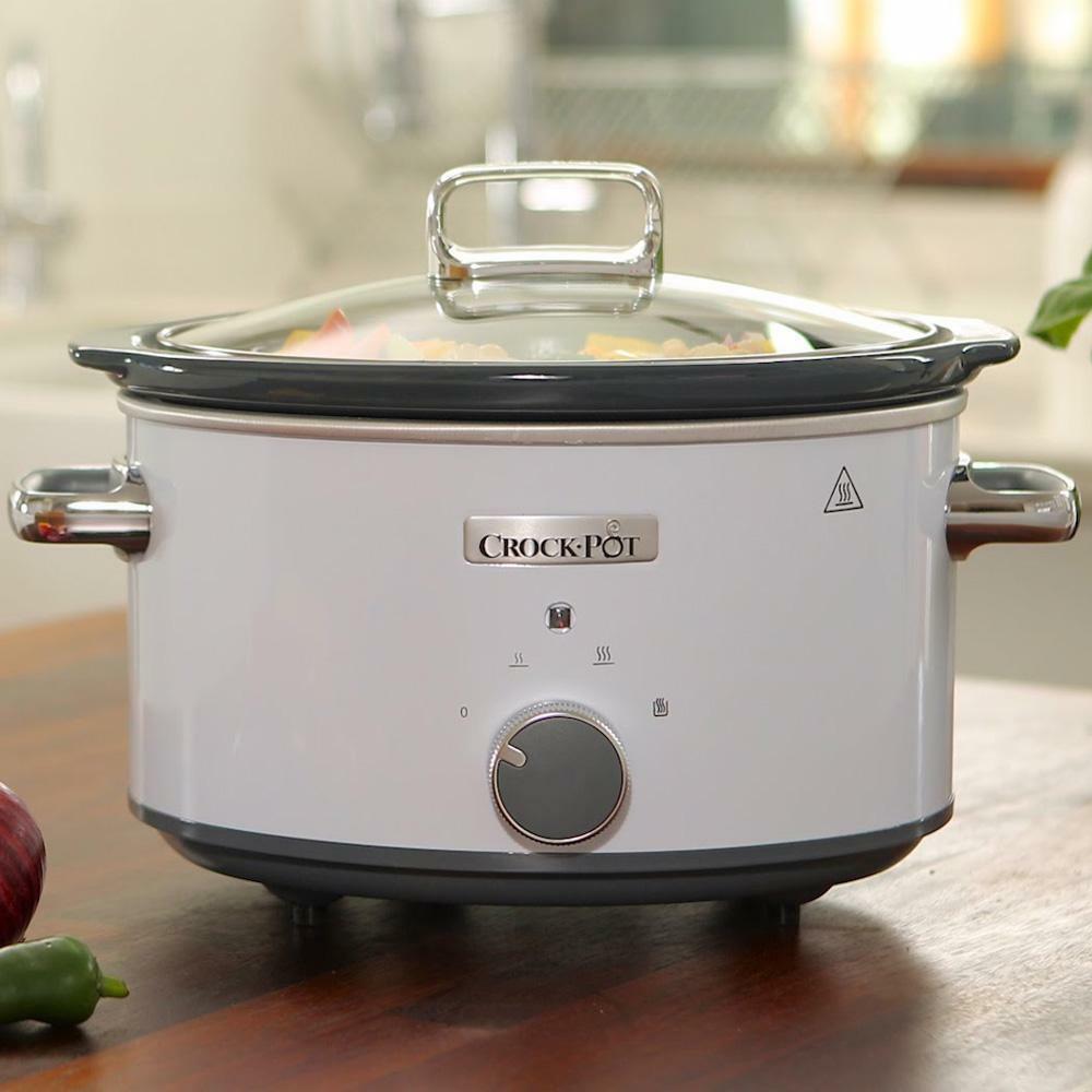 https://www.dvdoverseas.com/resize/Shared/Images/Product/Crock-Pot-CSC030X-Slow-Cooker-3-5-Liter-White-220-240-Volt-For-Export/CSC030-2.jpg?bw=1000&w=1000&bh=1000&h=1000