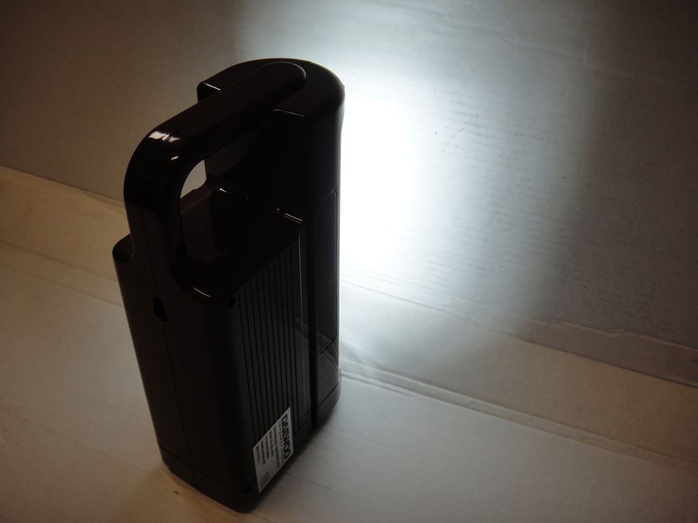 https://www.dvdoverseas.com/resize/Shared/Images/Product/Daewoo-LED-220-Volt-Rechargeable-Flash-Light-Lantern/DSC07159.jpg?bw=1000&w=1000&bh=1000&h=1000