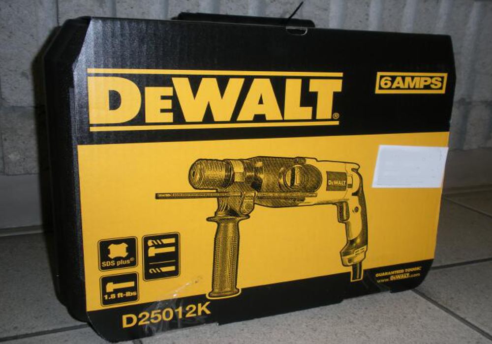 https://www.dvdoverseas.com/resize/Shared/Images/Product/DeWalt-220-Voltage-Rotary-Hammer-Drill/dewalt-drill.jpg?bw=1000&w=1000&bh=1000&h=1000