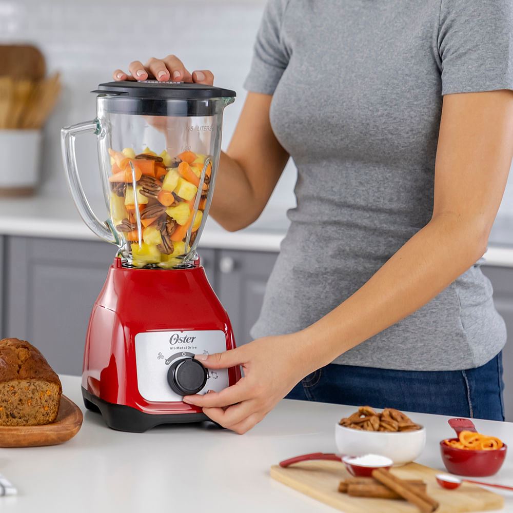 https://www.dvdoverseas.com/resize/Shared/Images/Product/Oster-220-Volt-Blender-with-Glass-Jar-520W-Rotary-Knob-Control-220V-240V-50Hz-For-Export/BLSTKAG-RRD-2.jpg?bw=1000&w=1000&bh=1000&h=1000