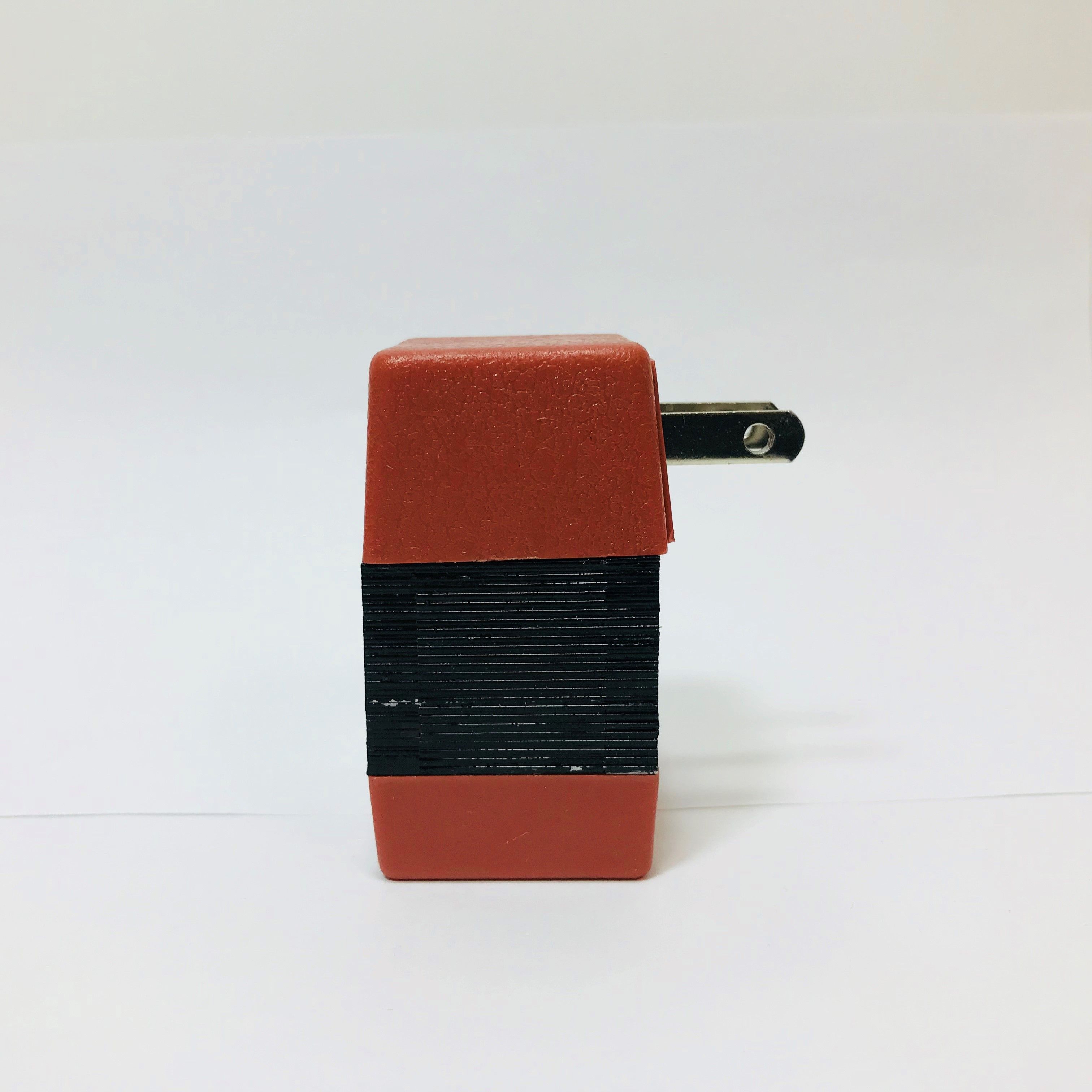 thumbnail image 2 of Seven Star SS202 Travel Voltage Converter – 220V To 110V Step-Up, 50W, US Plug 2 of 2